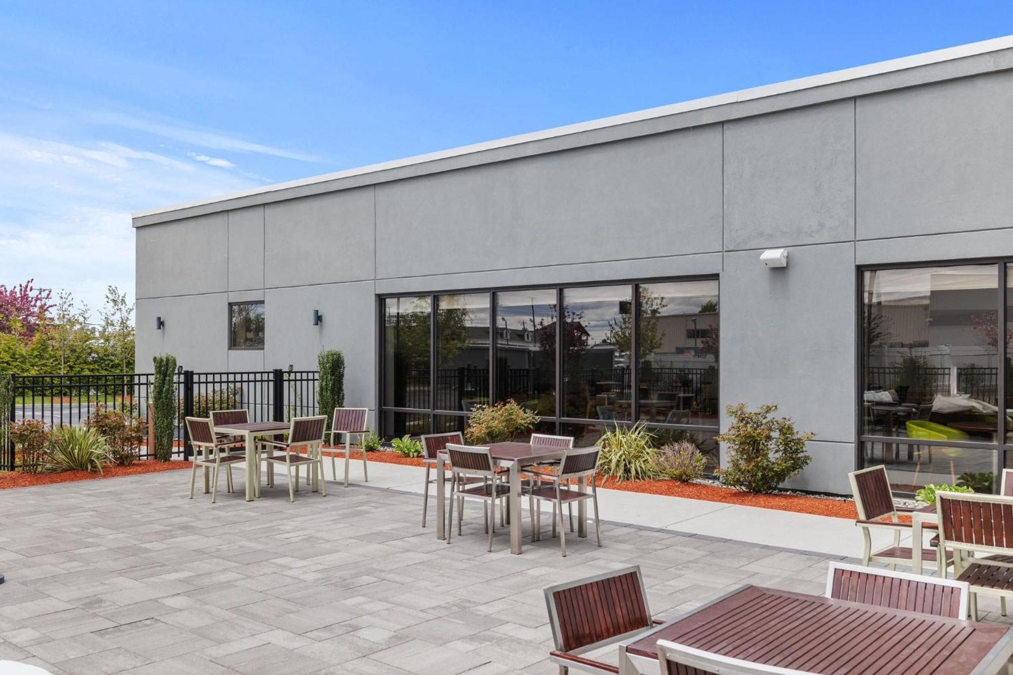 Even Hotel Manchester Airport By Ihg Εξωτερικό φωτογραφία